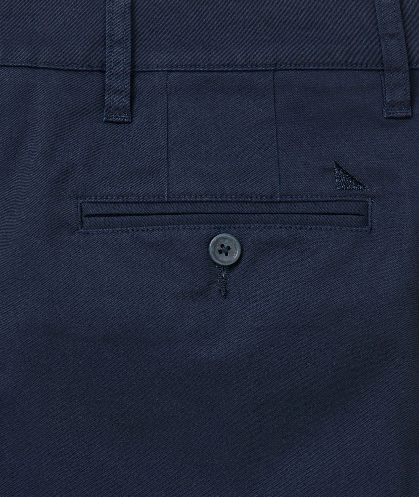 7" Stretch Chino Shorts - Image 4