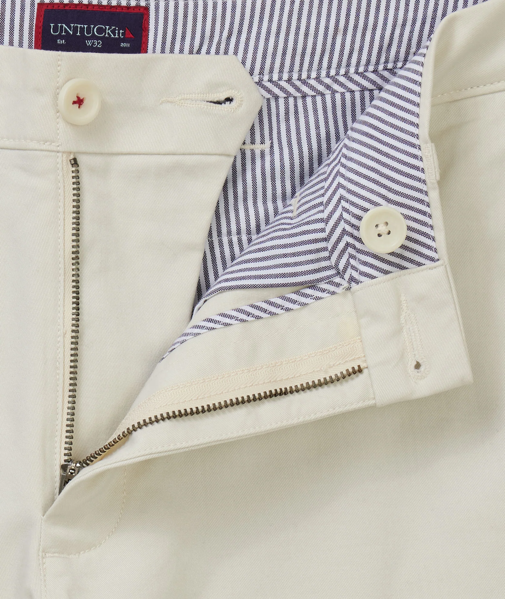 9" Stretch Chino Shorts - Image 4